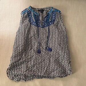 J. Crew Blue and White Patterned Women's Top Sz 0